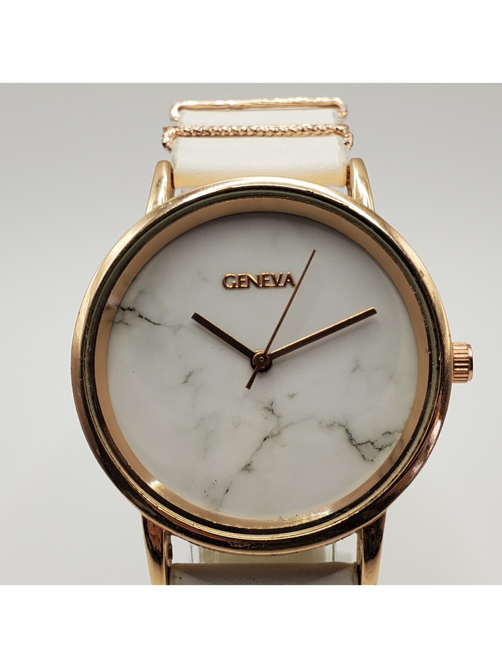 Geneva Watch Women 36mm Marble Style Dial White Band New Battery
